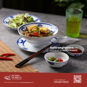 Set tô yêu bán bánh đa cá Thọ Đào Bát Tràng